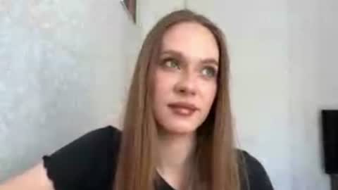 Lily online show from June 17, 6:48 am