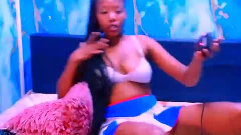 ebonypretty69 online show from December 18, 9:58 am