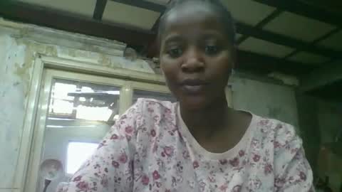 ebonyshaz_pretty online show from January 12, 11:04 am