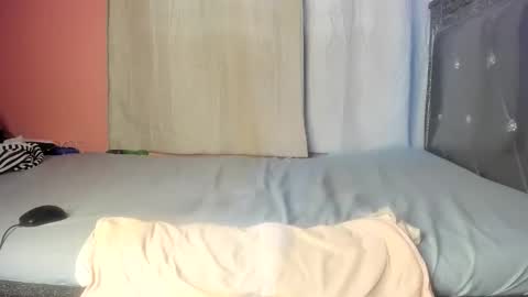 ebonysmiles00 online show from April 14, 8:36 am