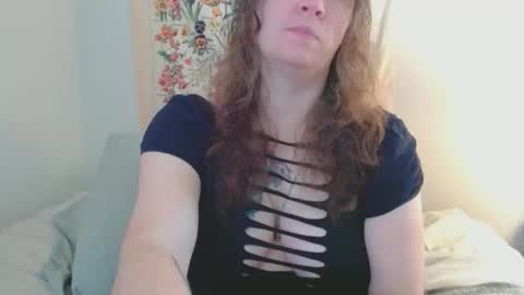 Weird Echo online show from April 21, 4:14 pm