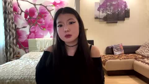 Eri online show from June 3, 5:18 pm