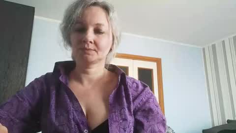 edithmanning online show from February 20, 8:05 am