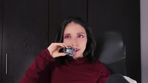 Edranah online show from April 11, 10:13 pm