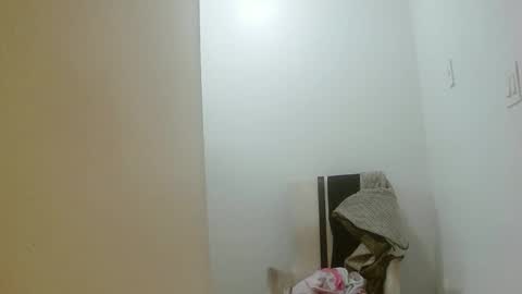 edwardellante online show from April 18, 7:51 pm