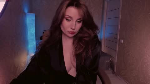 eesmaaarr online show from November 29, 11:53 pm