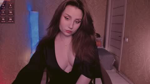 eesmaaarr online show from October 18, 12:03 am