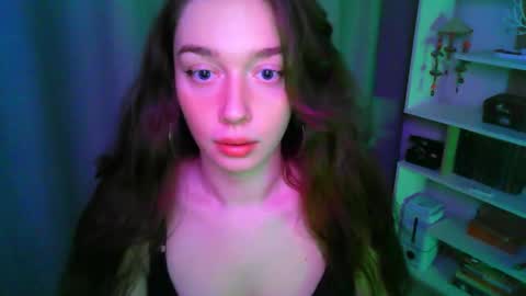 effie_balconii online show from November 29, 1:26 pm