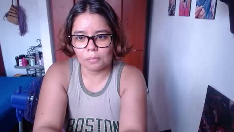 eimy_saenzz online show from January 18, 6:37 pm