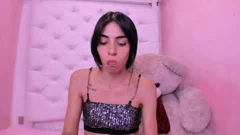 eimy online show from March 28, 2:05 pm