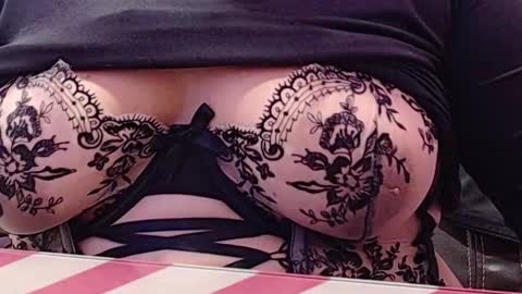 Eirene online show from October 12, 7:00 am