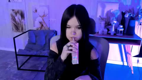 Your sweet girl online show from November 14, 7:36 pm