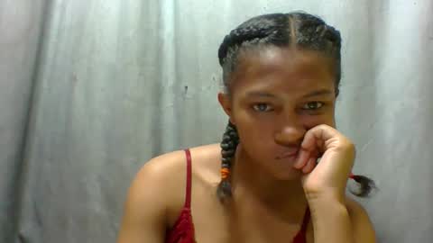 elaliealdy online show from November 18, 7:20 am