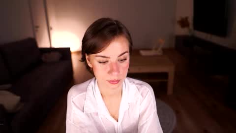 ELA 3 online show from October 10, 6:07 am