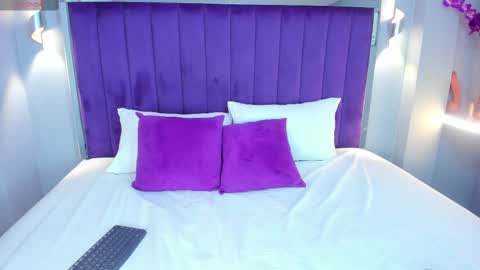 Ela online show from October 11, 6:40 am