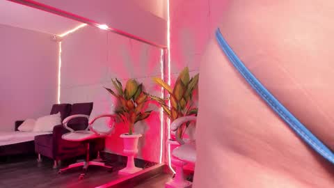 Ela online show from November 25, 4:58 am