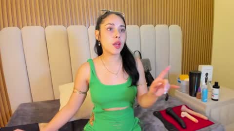 Victoria online show from July 24, 4:16 pm