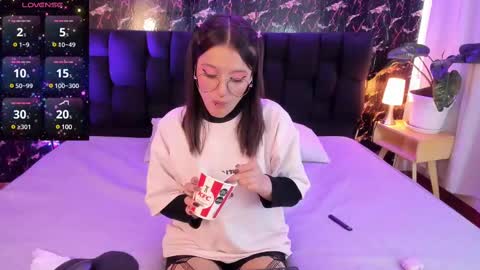 Elecktra online show from March 7, 7:27 pm