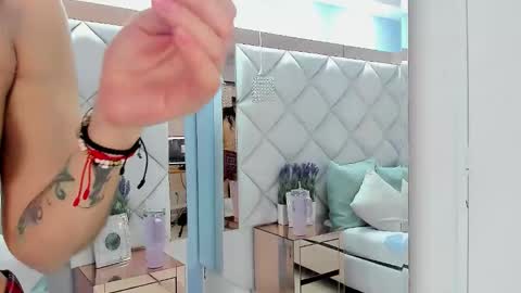 Electra  online show from February 21, 7:58 pm