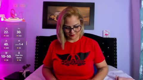 call me Elena online show from October 25, 3:03 am