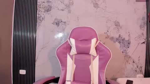 elena_wolff online show from February 21, 12:39 pm