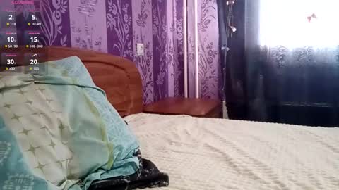 Mia online show from February 28, 4:56 am