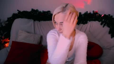 elenamonroe_ online show from January 19, 5:36 am