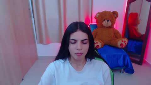 agnes online show from February 11, 11:01 pm