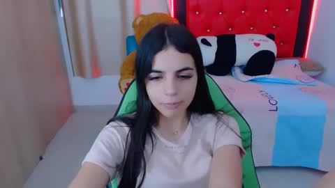 agnes online show from January 25, 5:48 pm