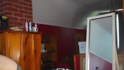 Emma online show from July 2, 2:56 pm