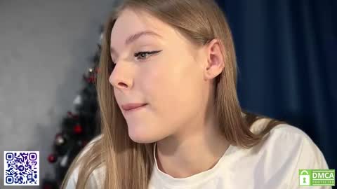 Elizabeth Lizi online show from January 8, 2:46 pm