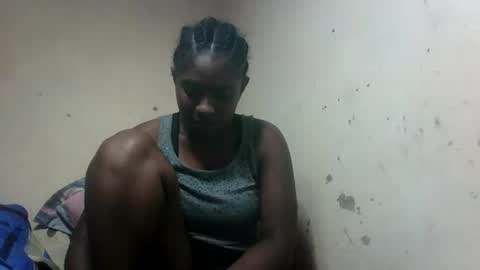 eliannee online show from January 17, 7:10 pm