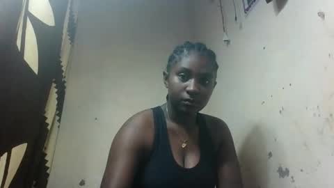 eliannee online show from December 20, 8:18 am