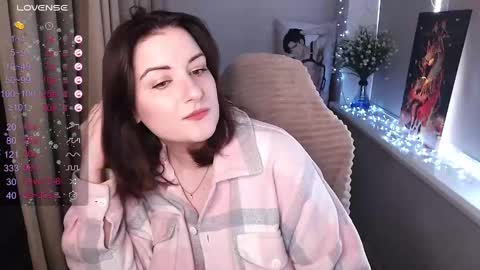 Elise online show from December 25, 4:44 am