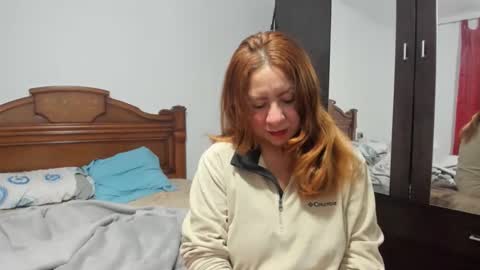 elifgirasol online show from September 25, 8:50 pm