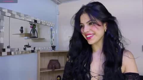 Eliie online show from November 16, 9:26 pm