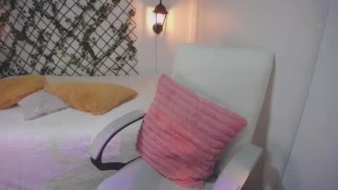 Elina  online show from February 23, 4:57 am