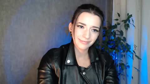 Elina online show from October 19, 11:51 pm