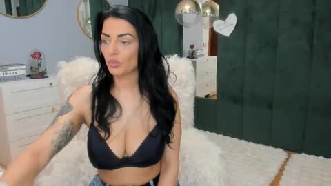 Maria online show from November 21, 5:42 am