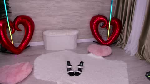 elisabeth_jason online show from February 20, 5:17 am