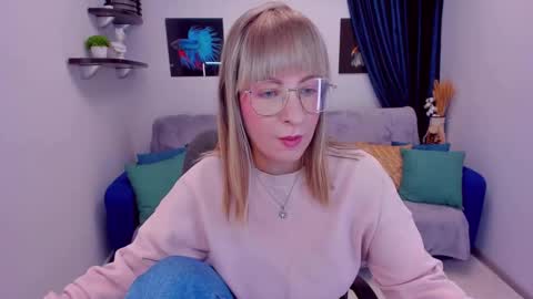 Elisabeth online show from January 7, 12:20 pm