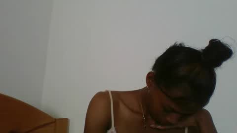 elisacich online show from March 2, 6:58 am