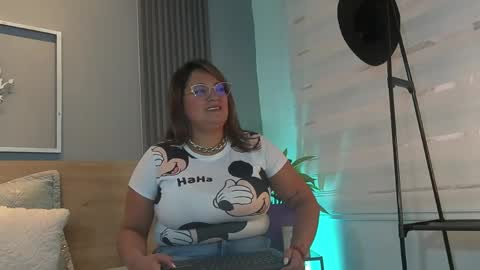 Elise Play Boobs online show from May 11, 5:10 pm