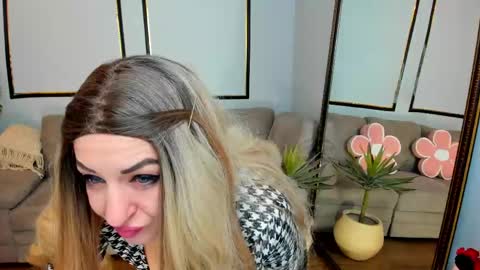 Elisa  Promotion   online show from April 26, 12:36 pm