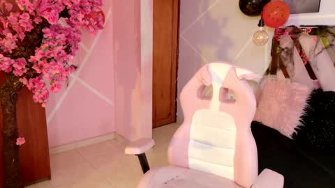 elit noa online show from October 20, 8:01 pm