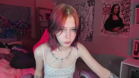 Elizabeth online show from February 10, 3:42 pm