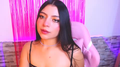 Elizabeth online show from January 24, 8:11 pm