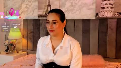 elizabth online show from November 27, 11:57 am