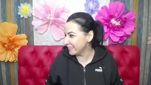 ElizabethSho online show from November 17, 5:57 pm