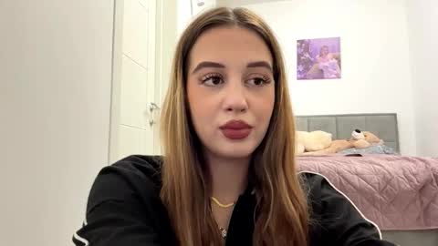 Alice online show from November 30, 4:22 pm